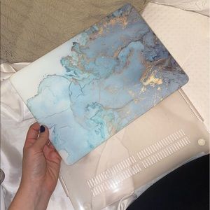 Never Used MacBook Pro 13 inch case (hardshell)